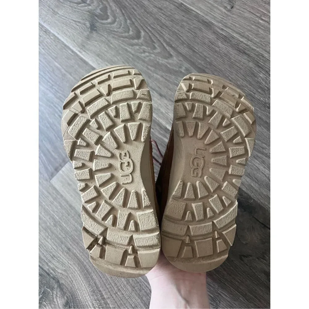 Ugg Canoe III Weather Kids shoes size 12